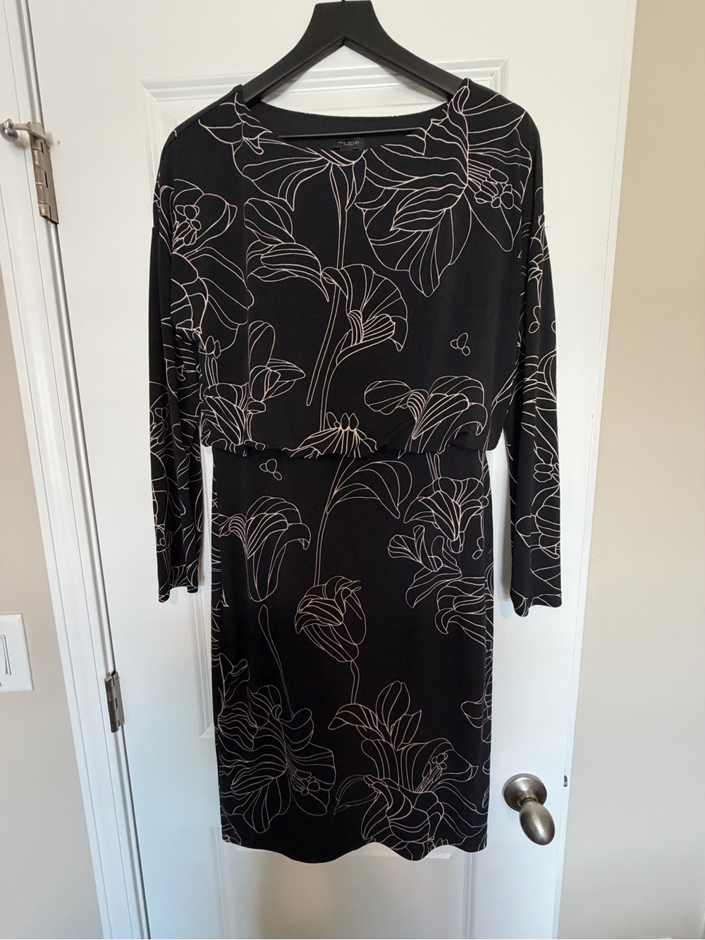 Ann Taylor Black Long Sleeve Dress with White Floral Outline